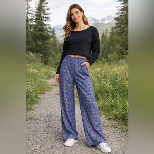 Abercrombie & Fitch Soft A&F Black Cropped Sweatshirt S [000214]